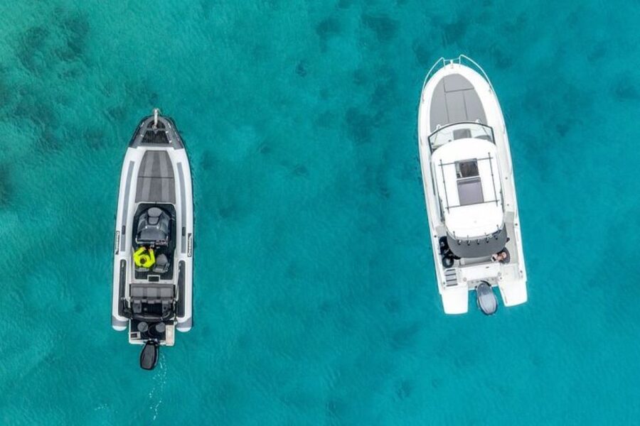 Private VIP boat tour in cyclades - A private day beyond Naxos harbor