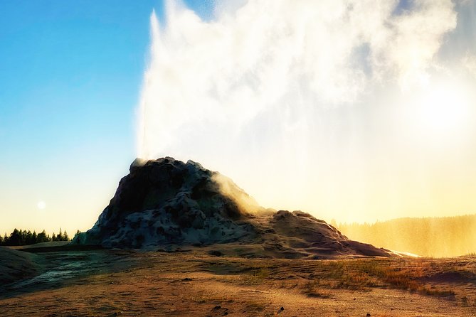 Private VIP Boutique Yellowstone Day Tour from Gardiner MT - Kepler Cascades and the Old Faithful area