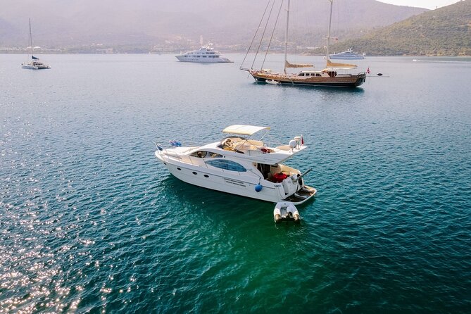 Private VIP Motoryacht Charter in Bodrum For 6 Hours With Lunch - Music, atmosphere, and the boat experience