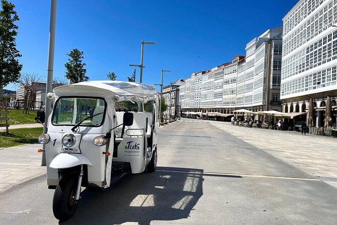 Private VIP Tour in Tuk Tuk Cadiz - La Caleta, San Sebastián, and Genovés Park