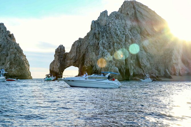 Private Whale Watching on Luxury Yacht in Cabo San Lucas - Searching for humpback whales