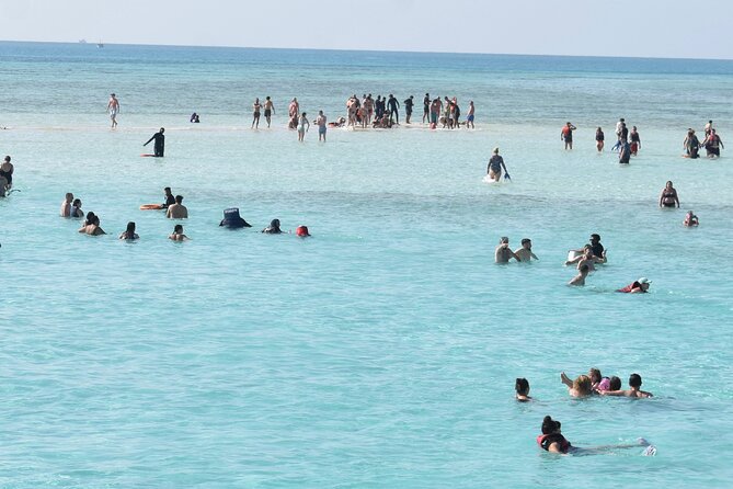 Ras Mohamed & White Island luxury Yacht Trip Sharm el Sheikh - Cruising south from Sharm el Sheikh