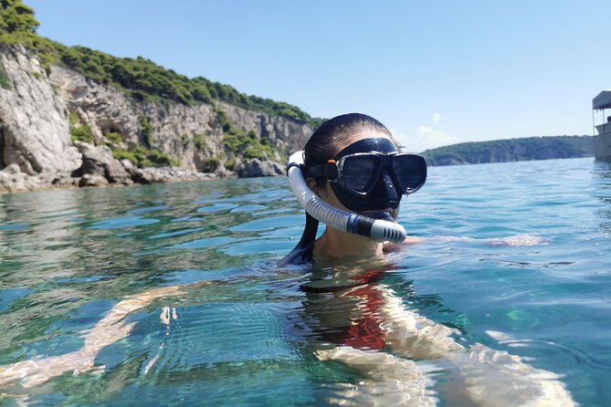 Rent a luxury speed boat for great fun on this Elaphiti Islands tour - Šipan and the old fishing port of Suđurađ