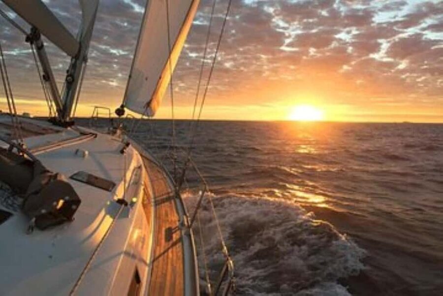 Rethymno: Luxury Sunset Cruise with Dinner and Drinks - Who will enjoy this cruise most