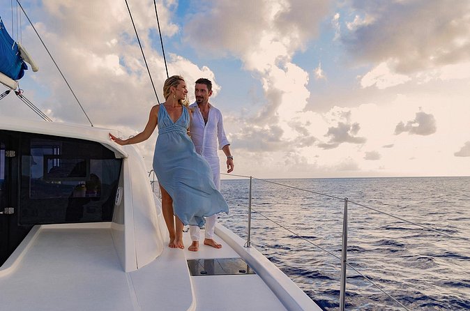 Riviera Maya Luxury Sunset Sailing plus Light Dinner and Open Bar - Rough water, comfort, and practical expectations