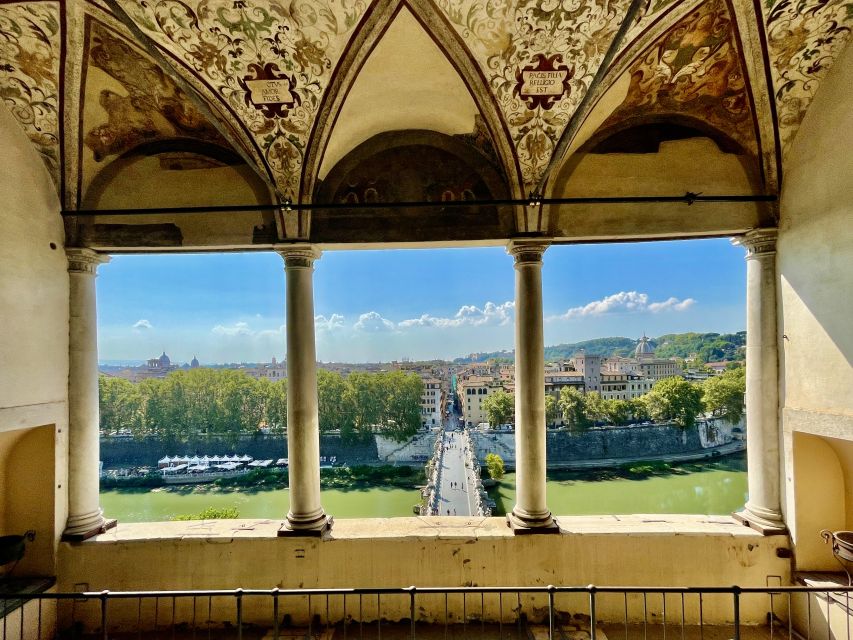 Rome: Castel Sant'Angelo and Hadrian's Tomb Guided VIP Tour - Prison, treasury, and the harder stories