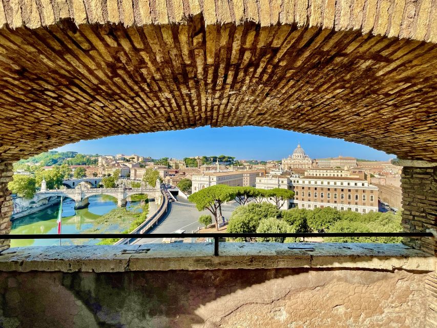 Rome: Castel Sant'Angelo and Hadrian's Tomb Guided VIP Tour - Meeting your guide beside the Tiber