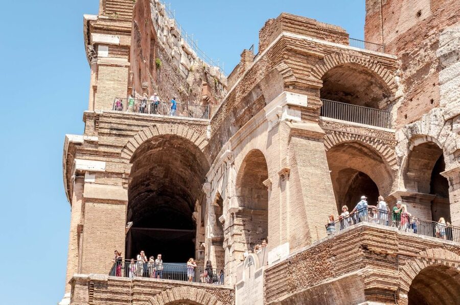 Rome: Colosseum Arena, Roman Forum & Palatine Hill VIP Tour - Timing, meeting point, and practical limits