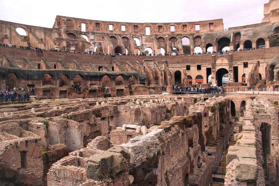 Rome: Colosseum Arena, Roman Forum & Palatine Hill VIP Tour - Families and first-time visitors