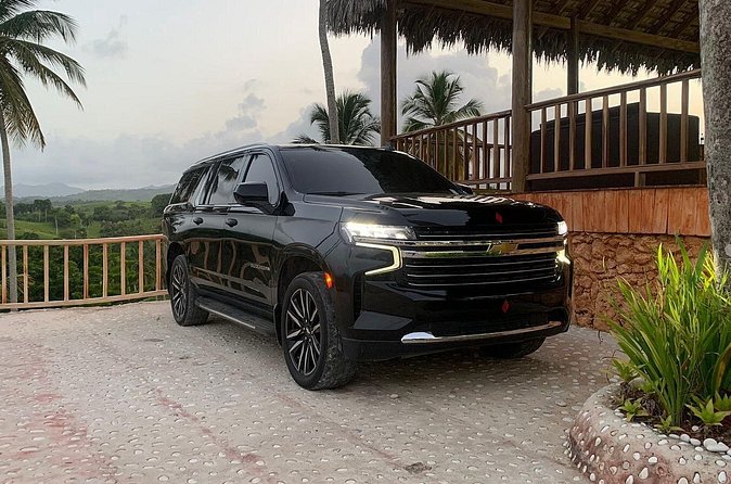 ROUNDTRIP Bavaro/Punta Cana AREA - PUJ Airport - LUXURY SERVICE - Drivers who help make the ride easy