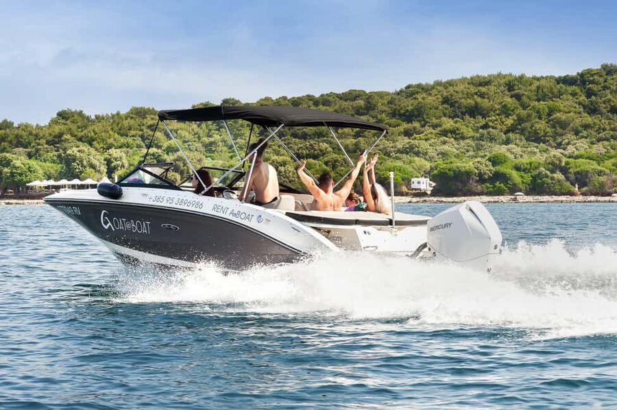 Rovinj: Luxury Island Hopping with Swimming & Snorkeling - Key points at a glance