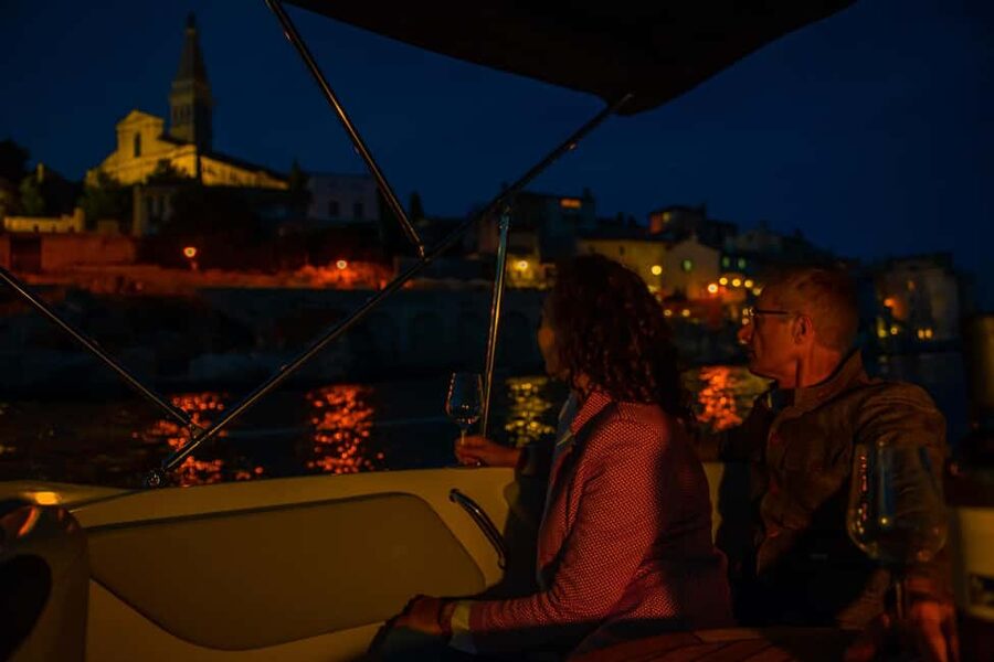 Rovinj: Private Luxury Old Town Night Boat Tour with Wine - Why Rovinj Looks Best From the Water at Night