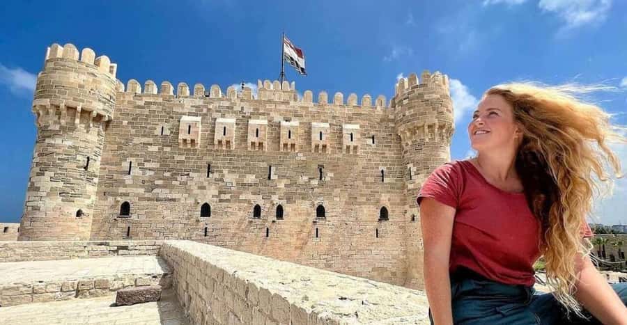 Royal Alexandria Day Trip: An Exclusive VIP Experience - Montazah Palace Gardens and King Farouk’s royal grounds