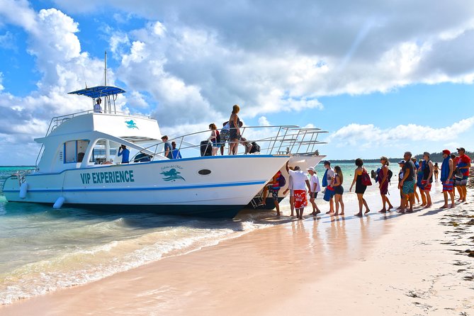 Sabina del Mar Party Boat VIP - A Punta Cana boat party with more than just drinks
