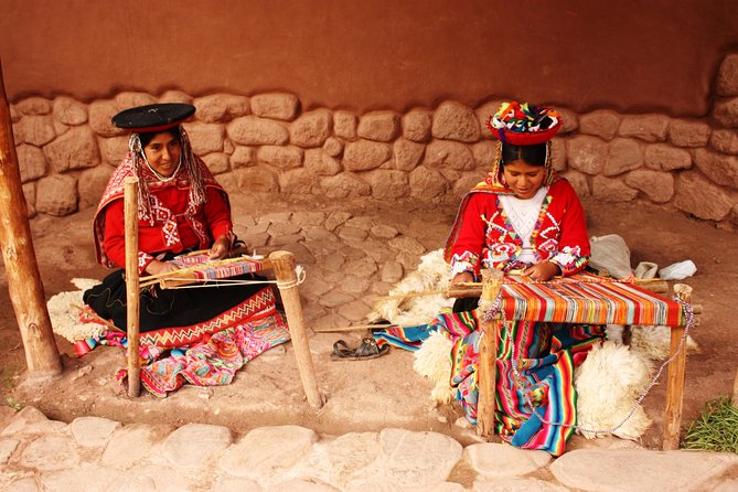 Sacred Valley and Machu Picchu Tour in 2 days with Peru Vip - Guide quality and personal service