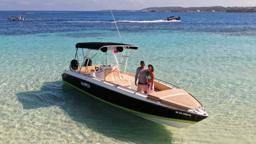 San Andres: Private San Andres Bay Tour by Luxury Speedboat - Key points at a glance