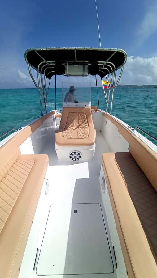 San Andres: Private San Andres Bay Tour by Luxury Speedboat - El Palito is made for shallow-water snorkeling