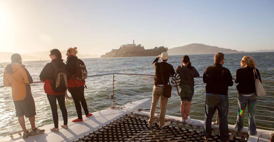 San Francisco Bay Sunset Cruise by Luxury Catamaran - Alcatraz, Sausalito, and the City Skyline