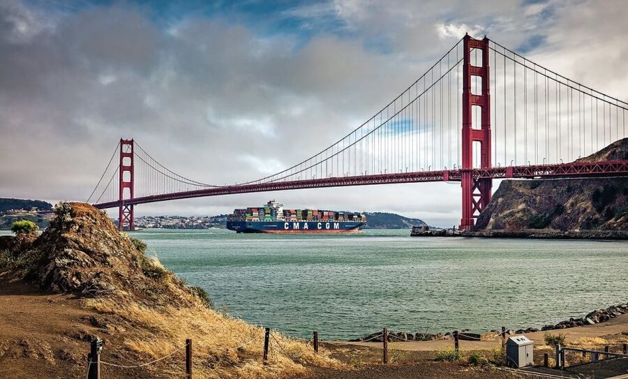 San Francisco Luxury Van Tour - Cliff House, Crissy Field, and the western edge