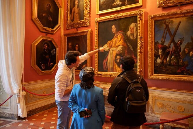 San Gimignano and Volterra Tour by Private Luxury Van - Timing, comfort, and the return to Florence