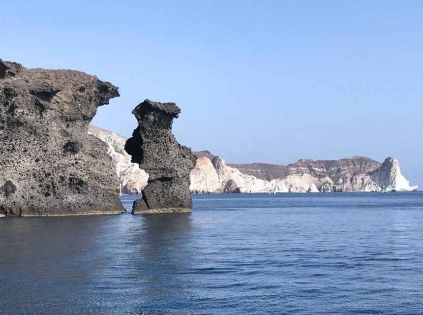 Santorini: Luxury Caldera Cruise with Full Greek Meal - Lunch in a quiet part of the lagoon