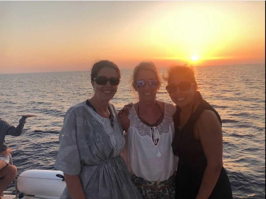 Santorini: Luxury Caldera Cruise with Full Greek Meal - Who will get the most from this cruise