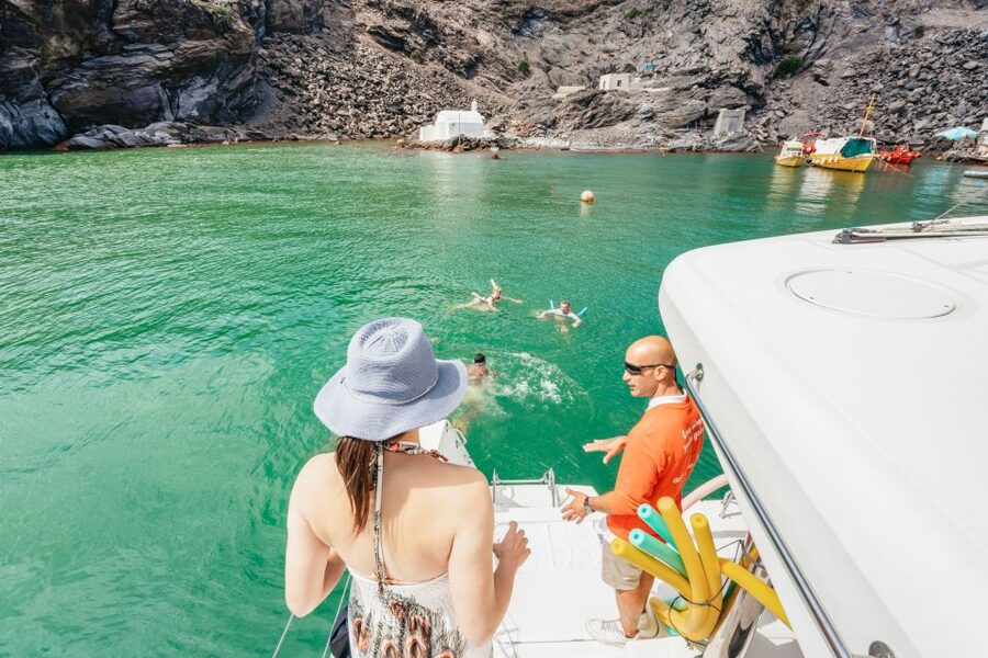 Santorini: Luxury Catamaran Day Trip with Meal and Open Bar - Morning cruise or sunset cruise?