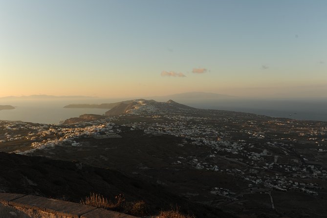 Santorini Luxury Custom Private Tour with Local guide - The guides: what you can reasonably expect