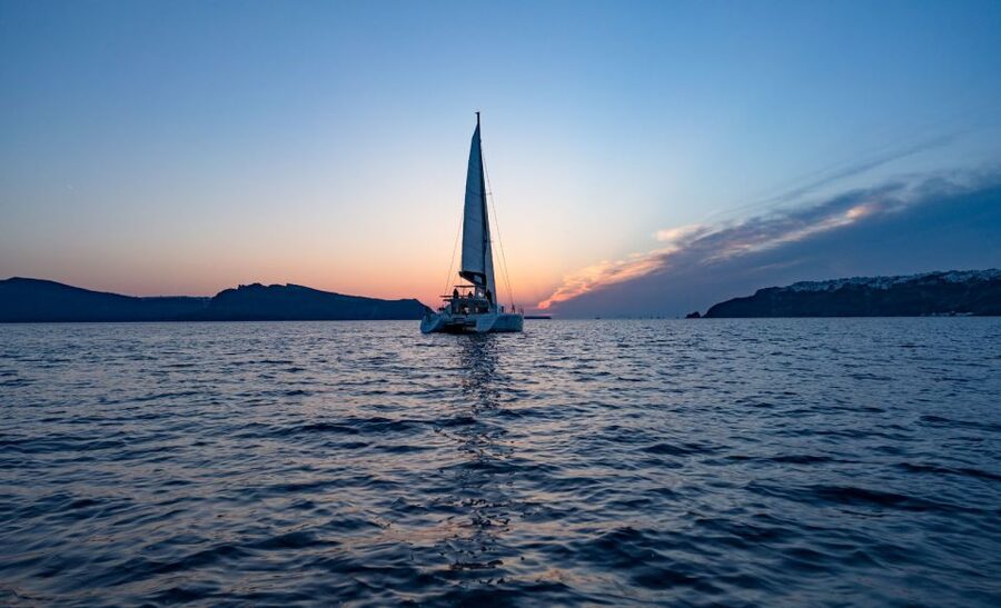 Santorini: Luxury Sunset Cruise with Dinner & Open Bar - A sunset cruise that earns its place in your Santorini plans