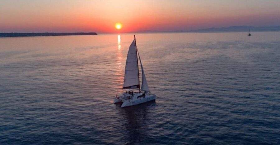 Santorini: Luxury Sunset Cruise with Dinner & Open Bar - From your hotel to Ammoudi Bay
