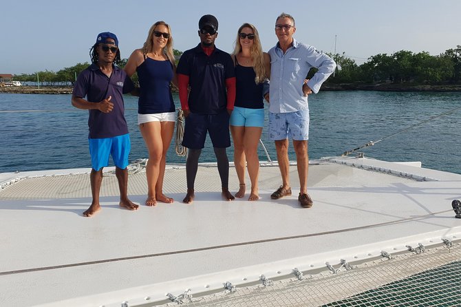 Saona Island small group and relax - luxury catamaran - Lunch on board, with more than a snack buffet