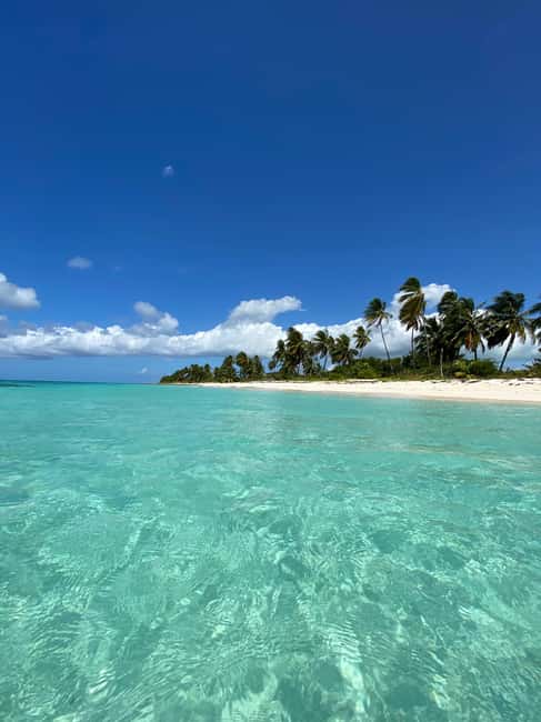 Saona Island VIP: 4 Beaches , Mano Juan & Canto de la Playa - The 50-minute speedboat crossing