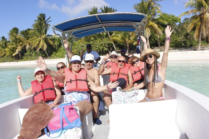 Saona Vip speedboat - The $130 price and what you receive