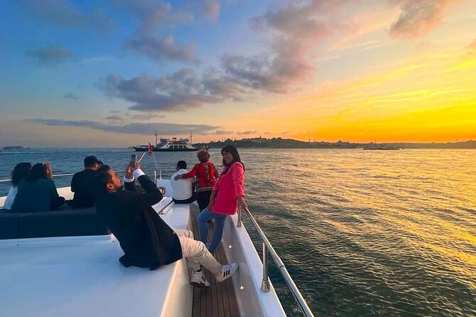 Scenic Bosphorus Sunset Cruise – 2.5 Hours of Luxury & Views - Ortaköy, the first bridge, and Bebek