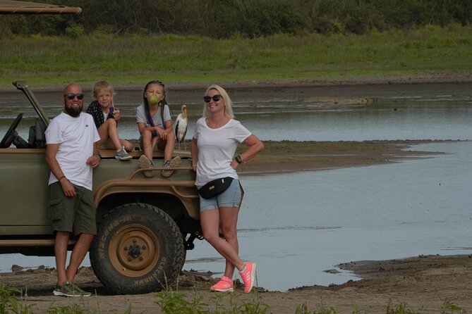 Selous Luxury Day Safari with Photographer - Lunch with a view, not a quick roadside stop