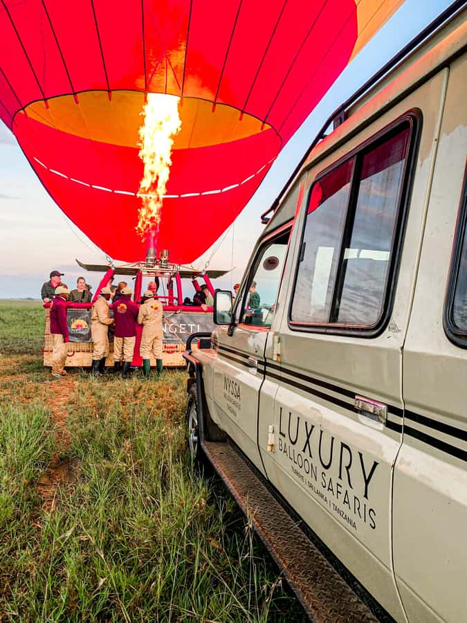 Serengeti Balloon Ride and Luxury Bush Breakfast - Who will enjoy this most?