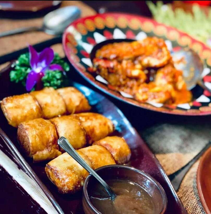 Shanghai Night River Cruise VIP Seat with Authentic Dinner - Who will enjoy this three-hour evening