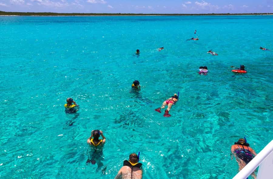 Sharm El Sheikh: Luxury boat Cruise with Snorkeling & Lunch - Snorkeling at Ras Muhammad