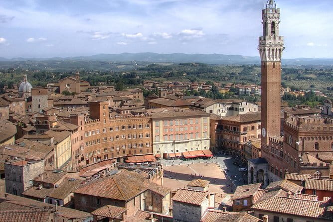 Siena and Chianti Wineries Excursion by Private Luxury Van from Florence - Leaving Florence in a private van