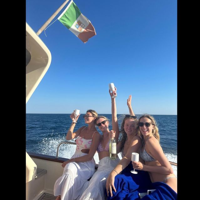 Sorrento: Luxury Private boat drinking & watching the sunset - Leaving from Via Marina Piccola