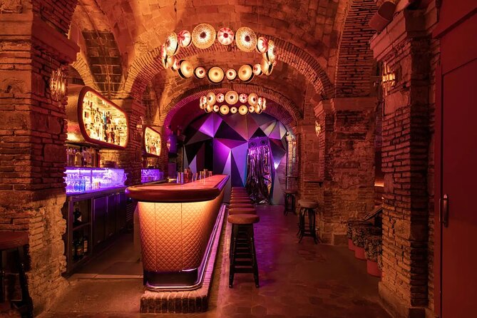 Speakeasy Bar Tour & VIP Nightclub - Four Barcelona bars, four different moods