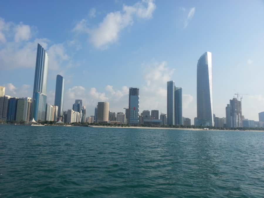 Sport and Luxury in Abu Dhabi: 1-Day Tour from Abu Dhabi - Sheikh Zayed Grand Mosque: the day’s essential stop