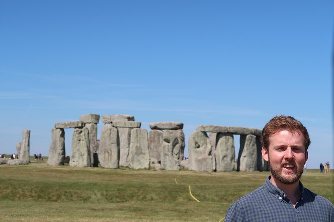 Stonehenge Half-Day luxury guided tour from Bath for 2-8 - Two hours at Stonehenge