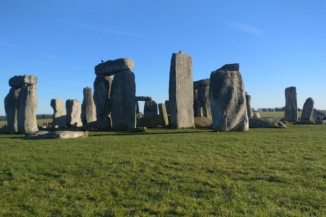 Stonehenge Half-Day luxury guided tour from Bath for 2-8 - Who will enjoy this experience most