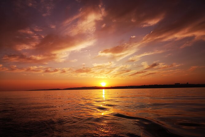 Sunset on a Luxury Sailing Yacht from Vilamoura (Max 12 Guests) - Sunset Light, Photos, and the Return to Vilamoura