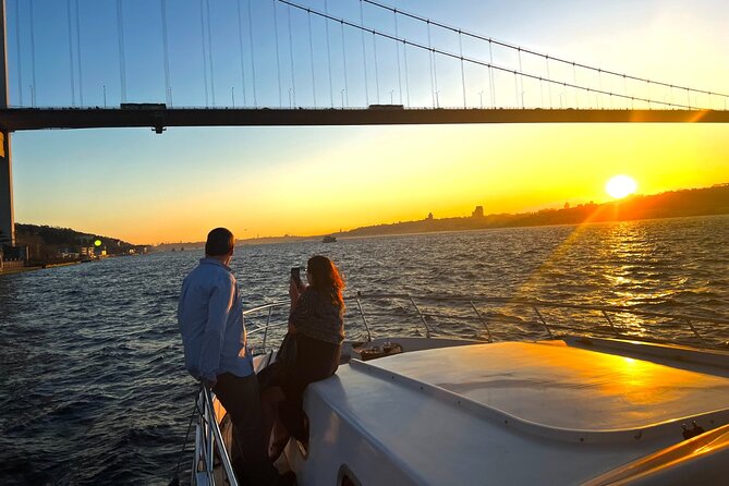 Sunset or Daytime Istanbul Guided Luxury Yacht Cruise with Snacks - Sunset timing, seating, and group size