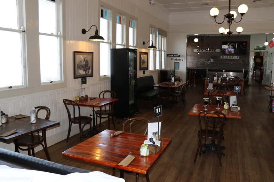 Sunshine Coast: VIP Booth Shared Mary Valley Rattler - Food in the VIP package