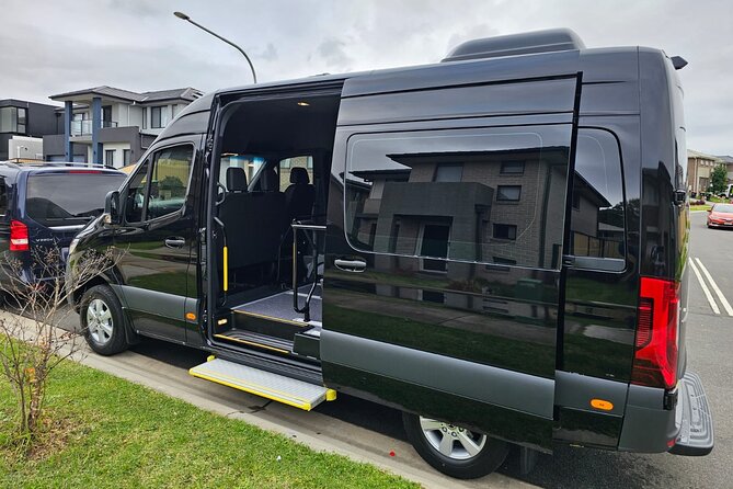 Sydney Airport Private Luxury Transfers - A private ride instead of a transport puzzle