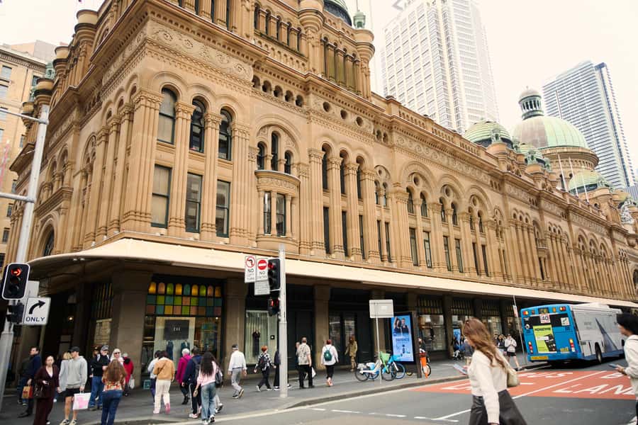 Sydney: City and Bondi Beach Private Luxury Half-Day Tour - Oxford Street and Sydney’s Mardi Gras connection