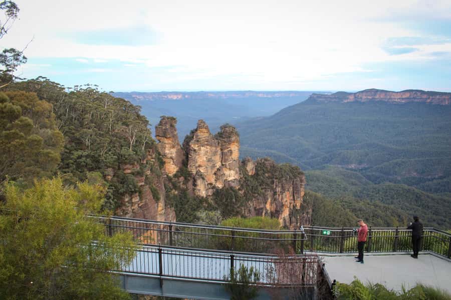Sydney: Luxury Blue Mountains Adventure with Wentworth Falls - The Three Sisters and Echo Point